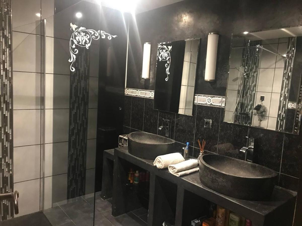 Chambres Chez L'Habitant Villa L'Ile Aux Anges Saint-André エクステリア 写真